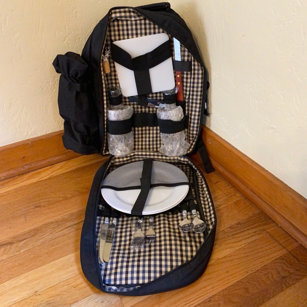Black Insulated Picnic Backpack for 2